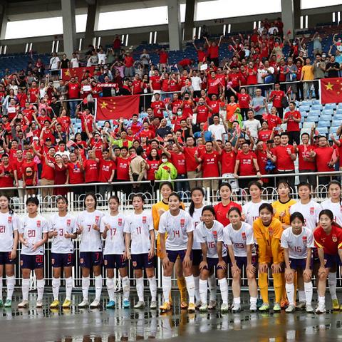 不败精灵2024最新版：全新功能大揭秘，让你成为游戏中的无敌之神!
